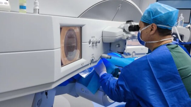 近視手術5大謠言揭秘？！帖彪主任爲你還原近視手術真相