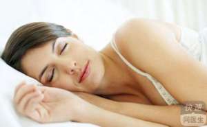 女性白癜風是什麽症狀 及時發現皮損